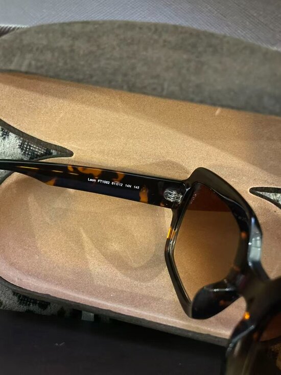Tom Ford Leon Tortoise Square Sunglasses main image 7